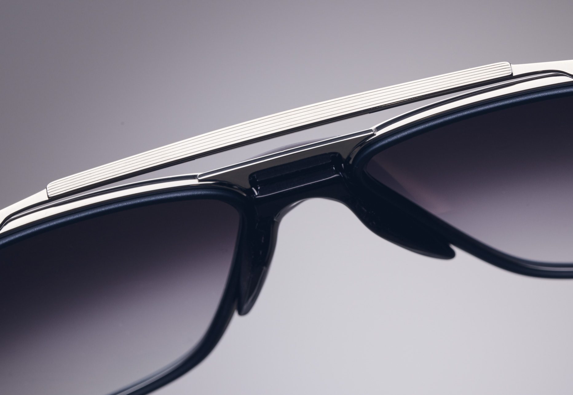 DUAL CONSTRUCTED TITANIUM FRAME