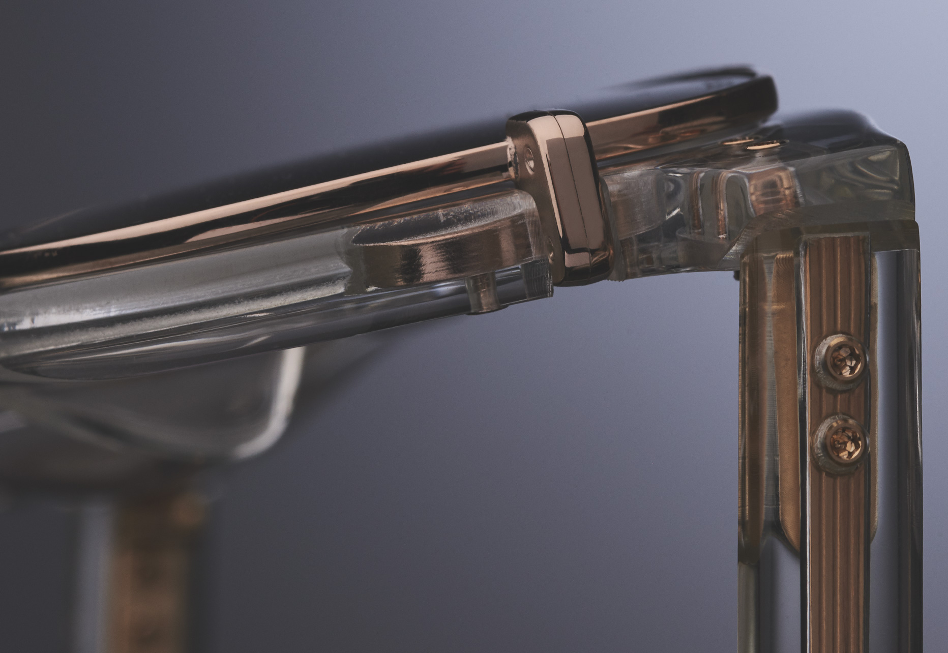 UNIQUE INTEGRATION WITH DITA’S CUSTOM ACETATE FRAME CUT OUTS
