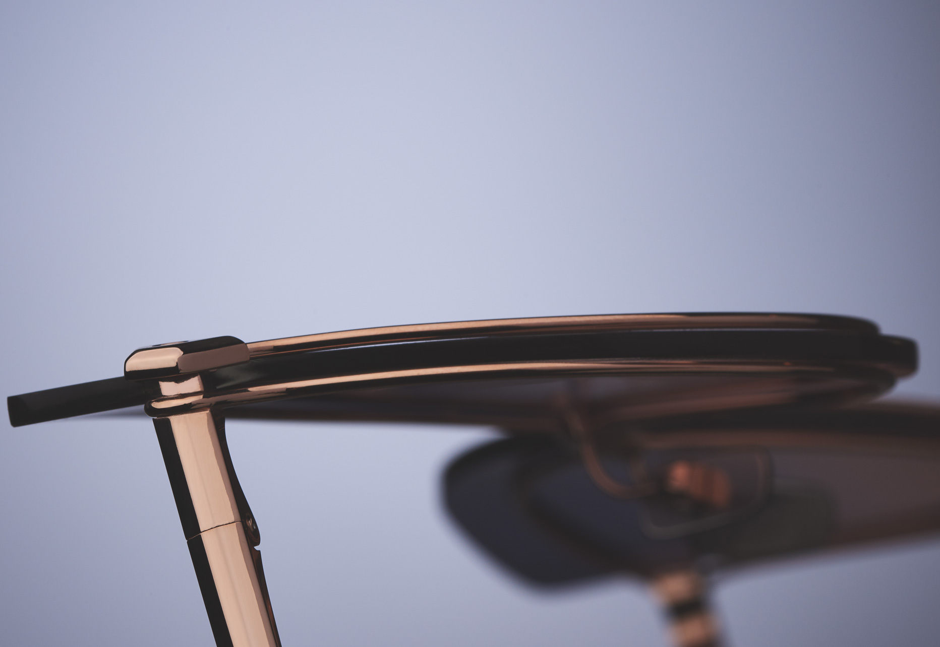 UNIQUE TITANIUM DOUBLE FRAME CONSTRUCTION TO HOLD LENSES