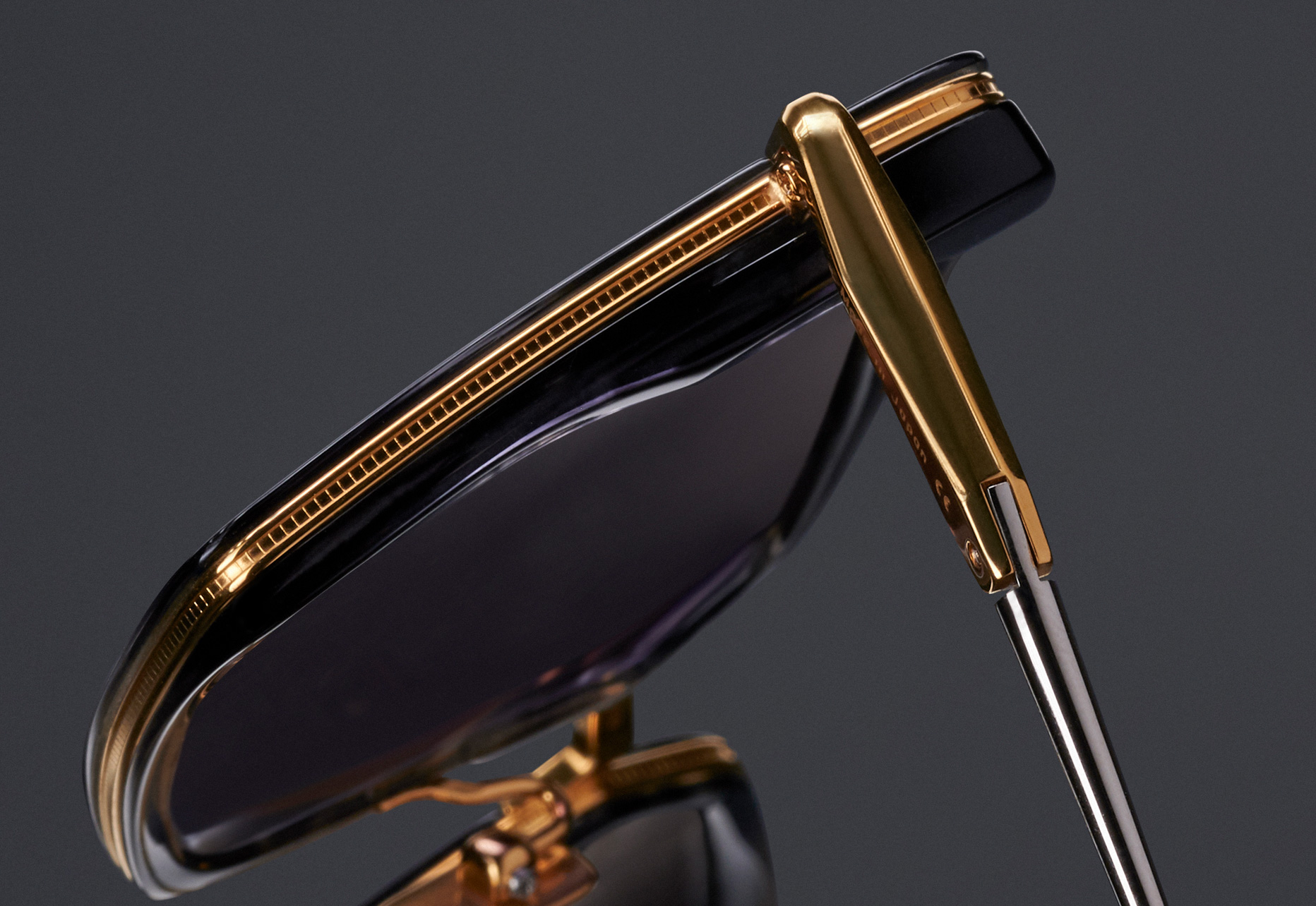 SCULPTED ACETATE LENS RIMS