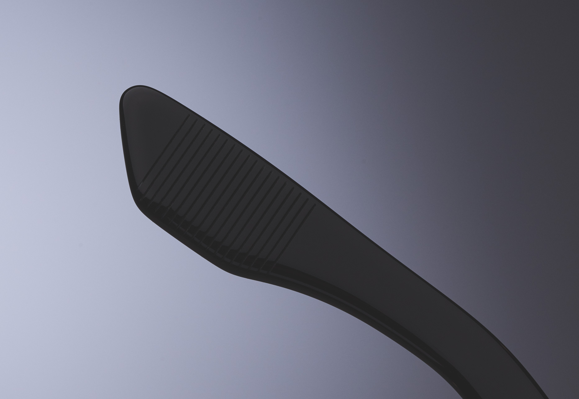 ACETATE TEMPLES WITH LASER LINE DETAIL